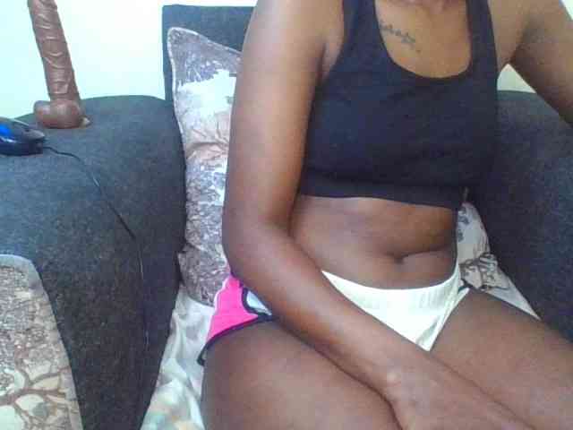 Prettylittlemuffin webcam