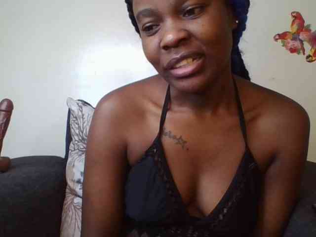 Prettylittlemuffin webcam
