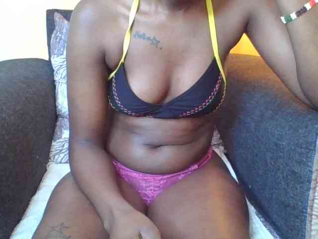 Prettylittlemuffin webcam