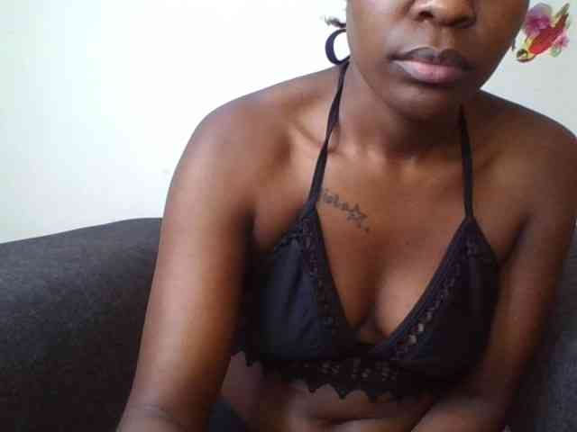 Prettylittlemuffin webcam
