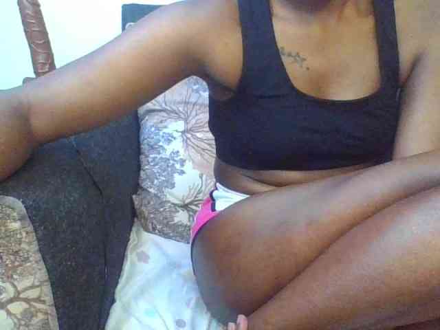Prettylittlemuffin webcam