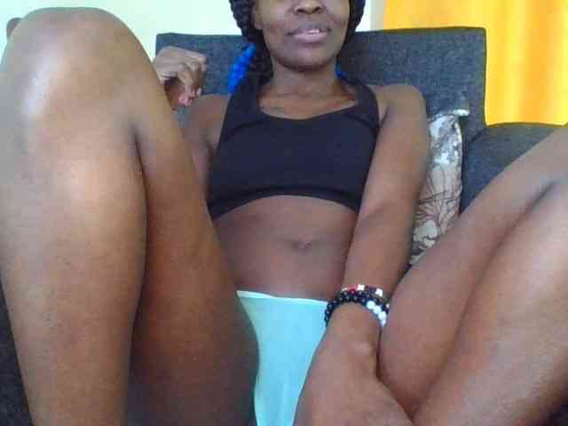 Prettylittlemuffin webcam