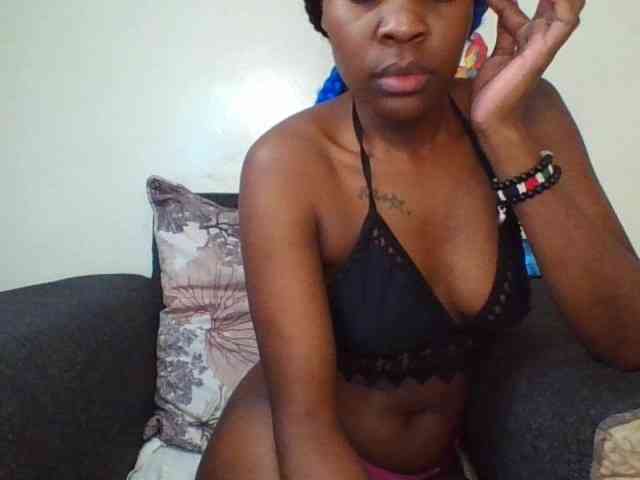 Prettylittlemuffin webcam