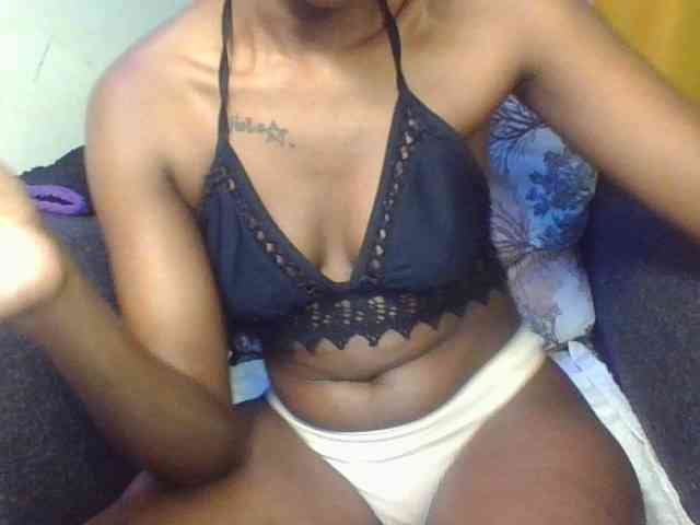 Prettylittlemuffin webcam