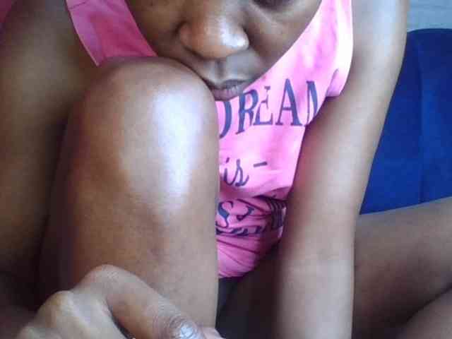 Prettylittlemuffin webcam