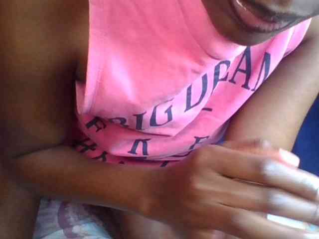 Prettylittlemuffin webcam