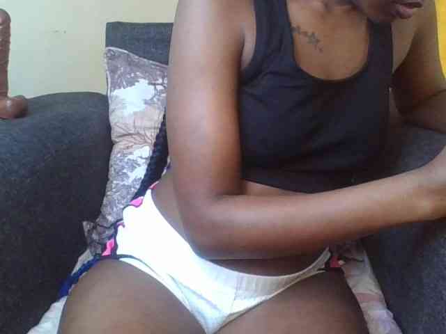 Prettylittlemuffin webcam