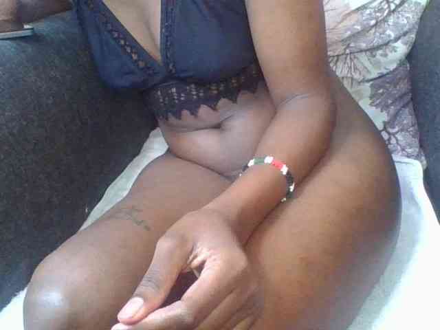 Prettylittlemuffin webcam