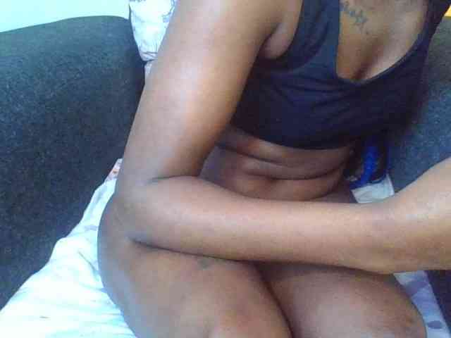 Prettylittlemuffin webcam