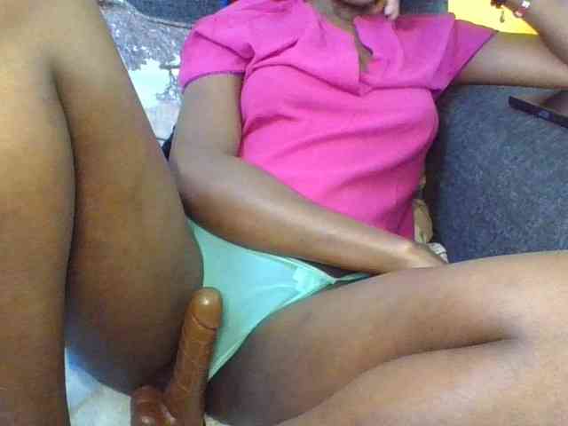 Prettylittlemuffin webcam