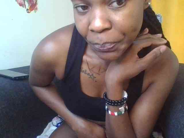 Prettylittlemuffin webcam