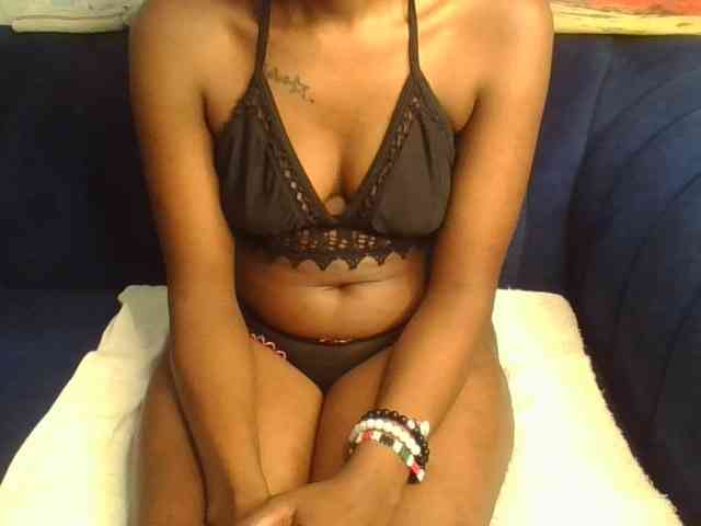 Prettylittlemuffin webcam