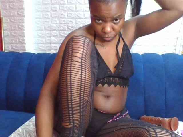 Prettylittlemuffin webcam