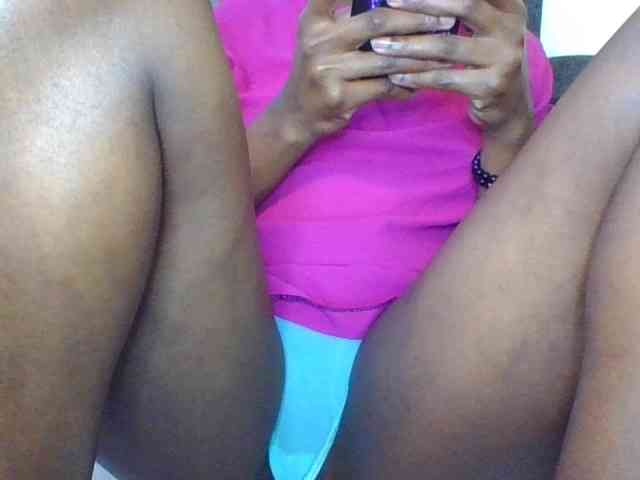 Prettylittlemuffin webcam