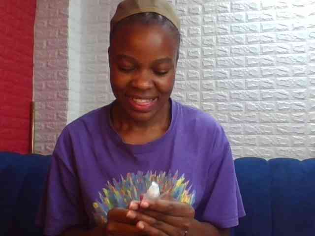 Prettylittlemuffin webcam