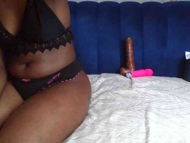 Prettylittlemuffin webcam