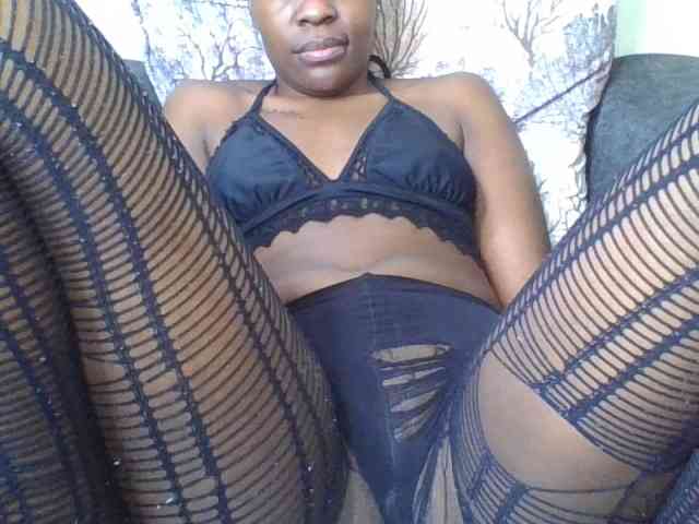 Prettylittlemuffin webcam