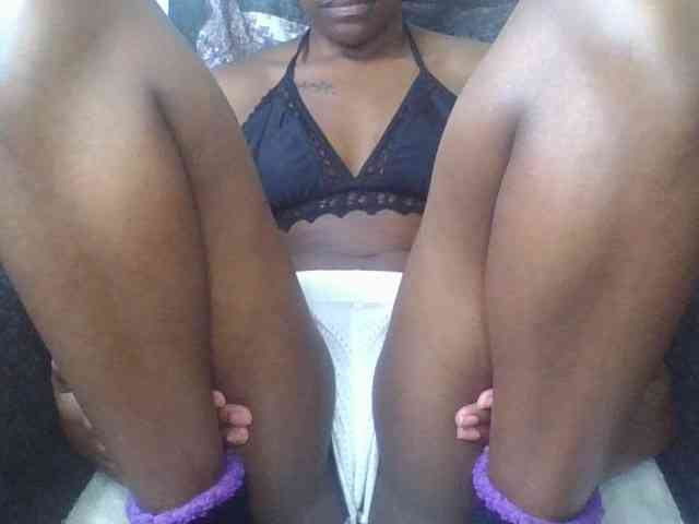 Prettylittlemuffin webcam