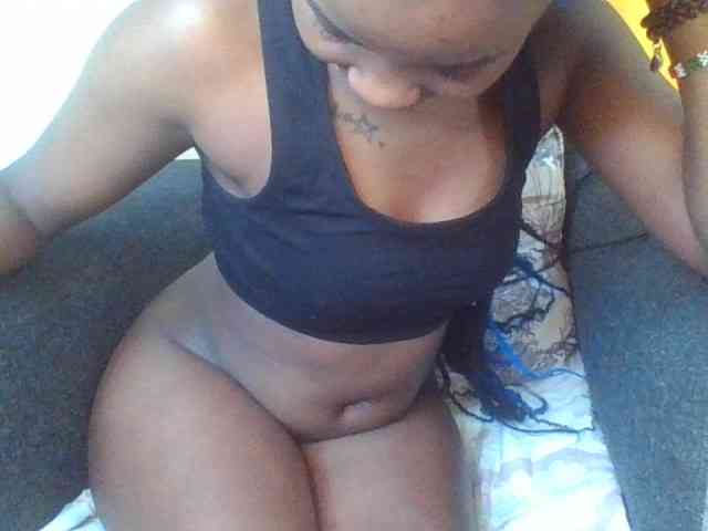 Prettylittlemuffin webcam