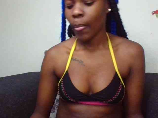 Prettylittlemuffin webcam