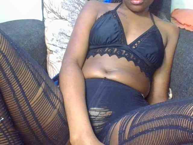 Prettylittlemuffin webcam