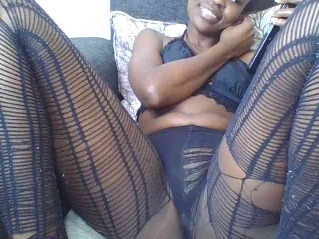 Prettylittlemuffin webcam