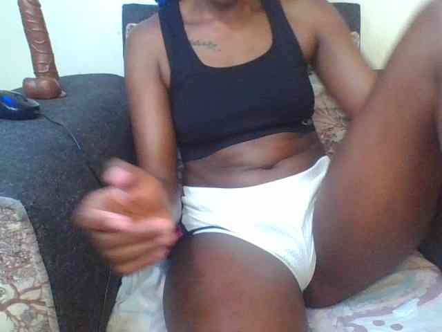 Prettylittlemuffin webcam