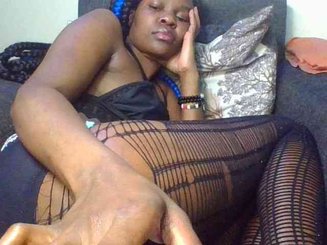 Prettylittlemuffin webcam