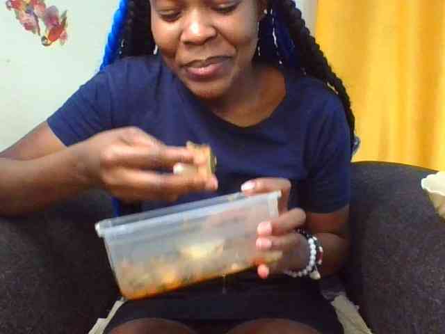 Prettylittlemuffin webcam