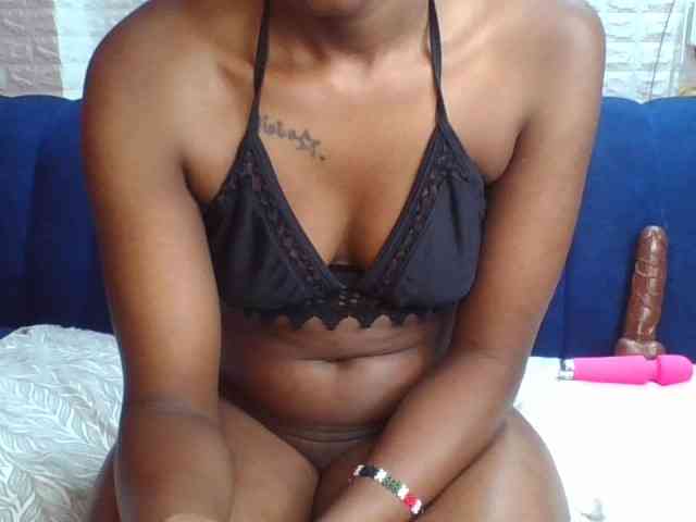 Prettylittlemuffin webcam