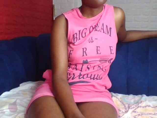 Prettylittlemuffin webcam