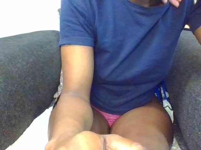 Prettylittlemuffin webcam