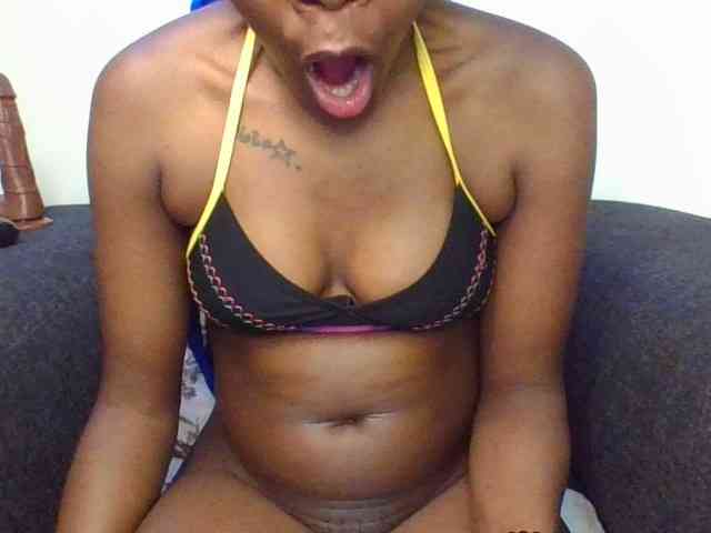 Prettylittlemuffin webcam