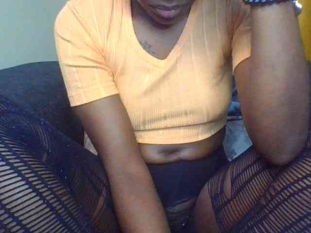 Prettylittlemuffin webcam