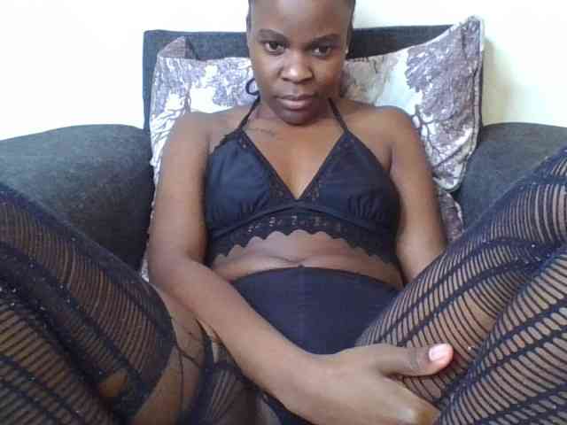 Prettylittlemuffin webcam