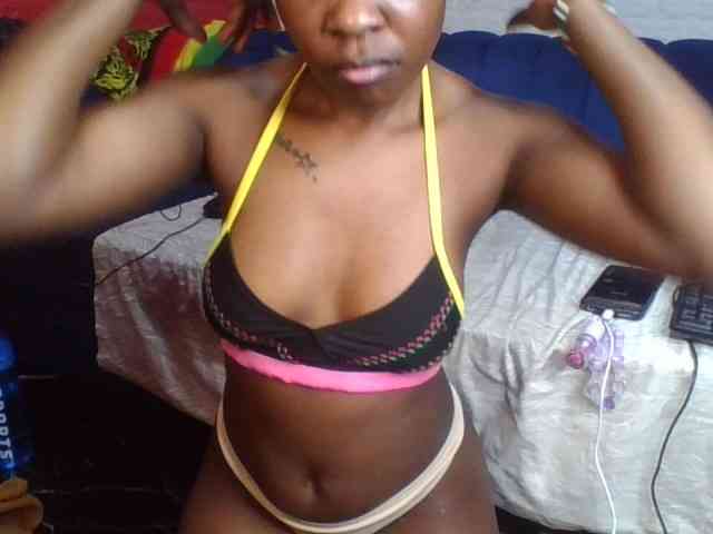 Prettylittlemuffin webcam