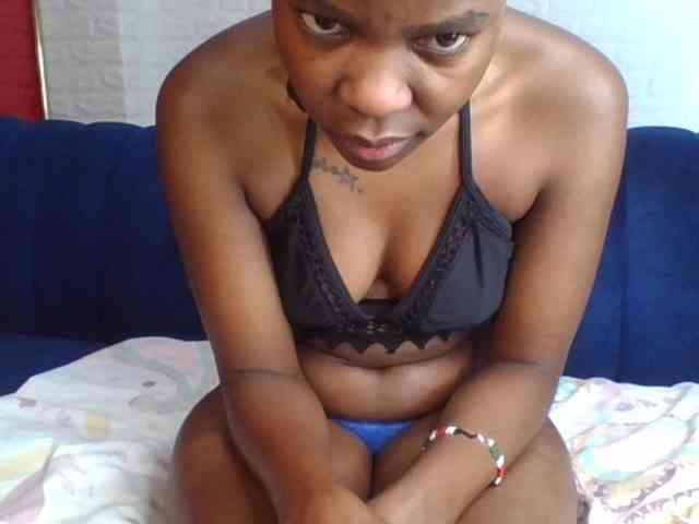 Prettylittlemuffin webcam