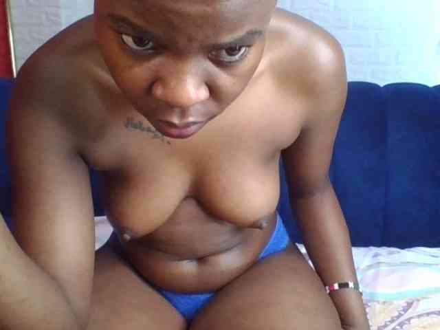 Prettylittlemuffin webcam