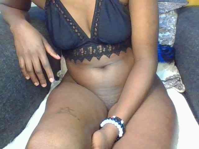 Prettylittlemuffin webcam