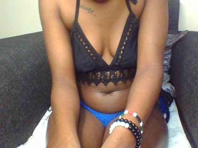 Prettylittlemuffin webcam