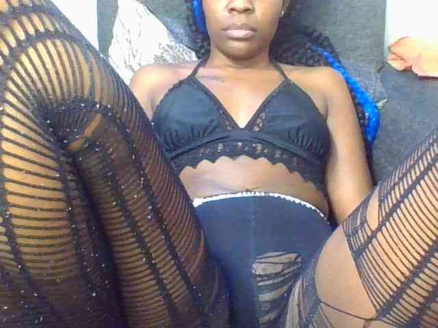 Prettylittlemuffin webcam