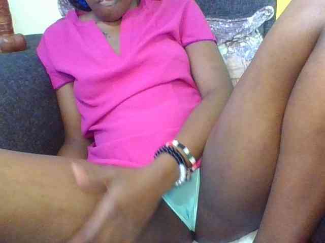 Prettylittlemuffin webcam