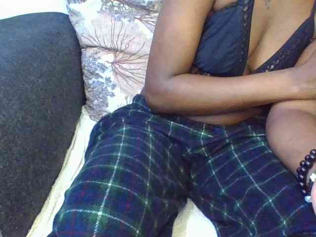 Prettylittlemuffin webcam