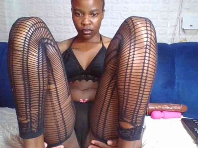 Prettylittlemuffin webcam
