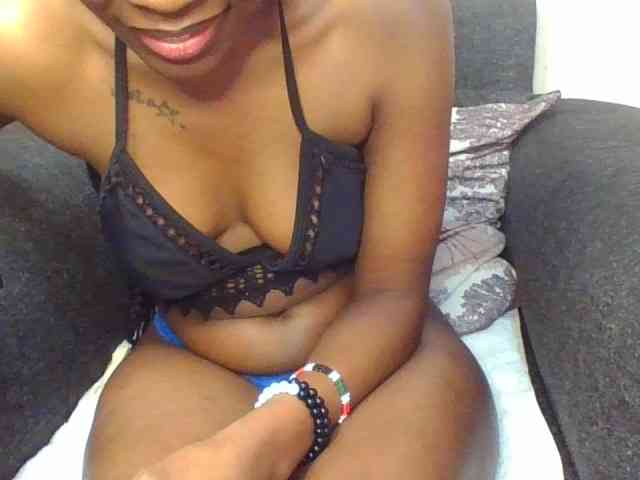 Prettylittlemuffin webcam