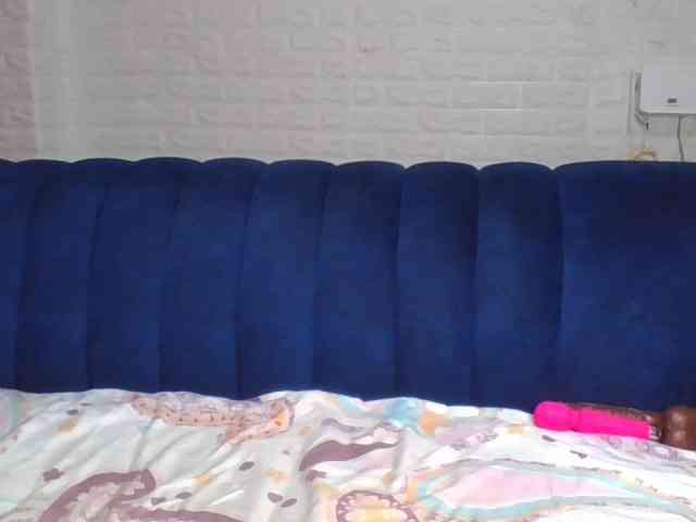 Prettylittlemuffin webcam