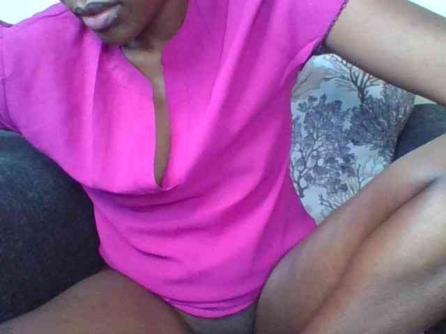 Prettylittlemuffin webcam