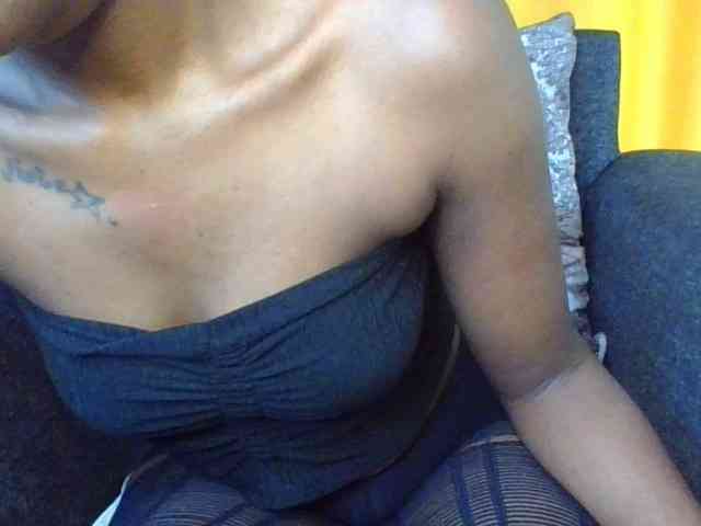 Prettylittlemuffin webcam