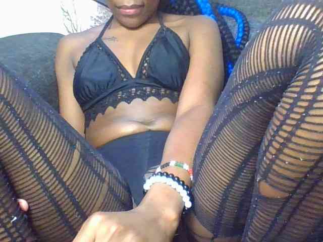Prettylittlemuffin webcam