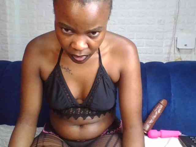 Prettylittlemuffin webcam